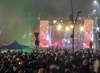 “Zbog kretena završavamo ranije”: Incident na Marijinom novogodišnjem koncertu u Zenici