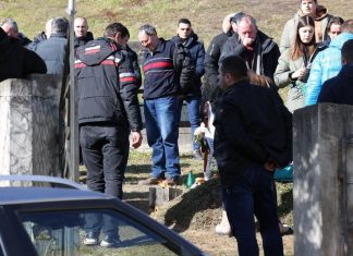 Detalj sa pomena Janjuševog brata kida dušu: Pogledajte šta su Ena i Kruna poslale pokojnom Mihailu u čast