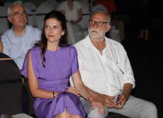 “Samo treba i decu dobiti”: Anica objavila sliku sa Ristovskim, pa naišla na neočekivani komentar