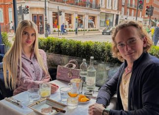 Ilija pred svadbeno veselje odveo Kristinu na letovanje iz snova: Borave u dvorcu na luks destinaciji (FOTO)