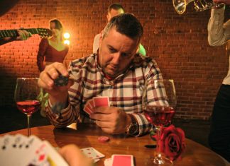 Makedonski pevač osvaja Srbiju – Pomaže mu Sofra i poznata pevačica: “Ovaj spot je mnogo provokativniji”