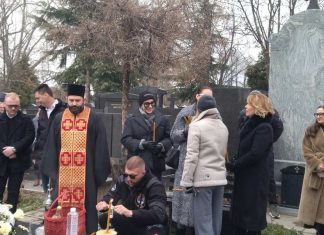 25 godina od smrti Arkana: Ceca sa Veljkom i Anastasijom došla na pomen – Tu je i Željkova starija ćerka