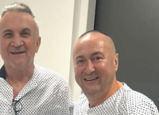 Srđan Đoković sreo Đanija posle operacije – Nastala neobična slika: Obojica u istim pidžamama