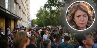 Nova drama u Petoj gimnaziji: Direktorka Nešović ostavila bez posla 30 profesora i suspendovala PP službu