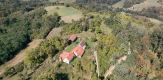 Kompletno seosko domaćinstvo u srcu Srbije prodaju za 24.000 evra: Sve je uknjiženo, imanje se prostire na 48 ari