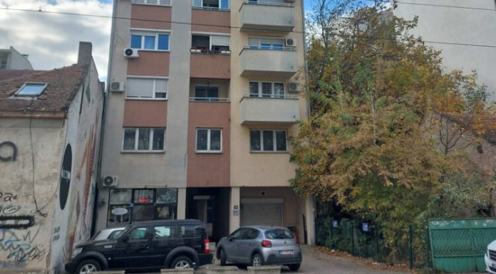 Izvršitelji prodaju zgradu zbog duga investitora – Vlasnici uredno platili stanove, sada ostaju na ulici