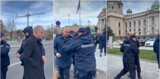 “Koji je pravni osnov da on meni kaže da sam majmun?” Hit reakcija policajca koji nije puštao poslanike da priđu Skupštini