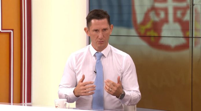 Uhapšen novinar KTV Aleksandar Dikić – Policija ga sprovodi u Beograd, oglasio se njegov advokat