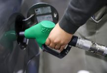 Gde ćemo sipati gorivo ako NIS-ove pumpe prestanu da rade, i po kojoj ceni? Evo šta kažu stručnjaci