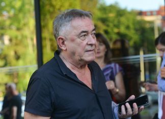 Mimu Karadžića zaustavila policija – Ostali bez reči zbog prizora na suvozačevom sedištu: “Mima, dve dame na jednom sedištu…”