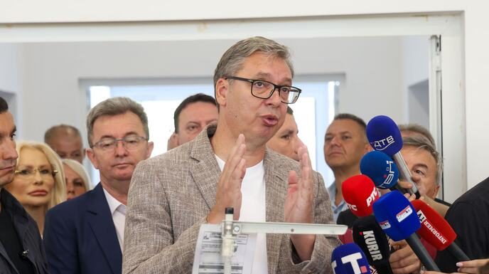 “Nije ovo od Svetog Petra došlo” – Vučić iz Rače poslao poruku o jačanju Vojske Srbije: “Ako poredim vojsku od pre 12, 13 godina…”