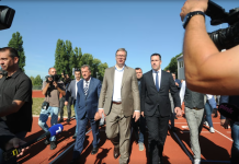 “Nikoga na svetu ne interesuje šta ti pričaš”: Vučić javno iskritikovao gradonačelnika Kraljeva – Predsednik ljut jer Terzić jedno nije uradio na vreme